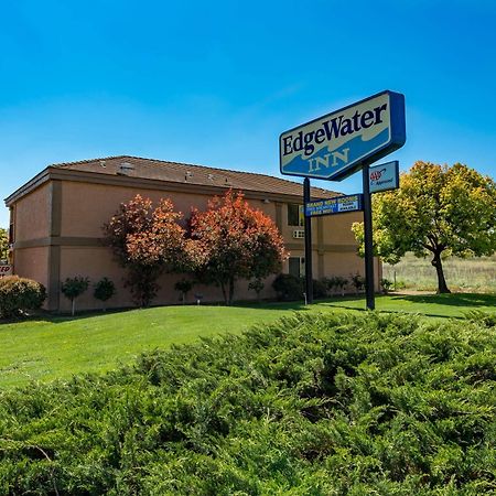 Edge Water Inn Reedley Εξωτερικό φωτογραφία