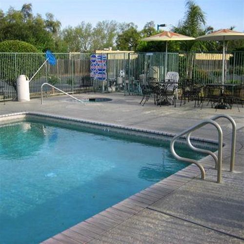 Edge Water Inn Reedley Εξωτερικό φωτογραφία